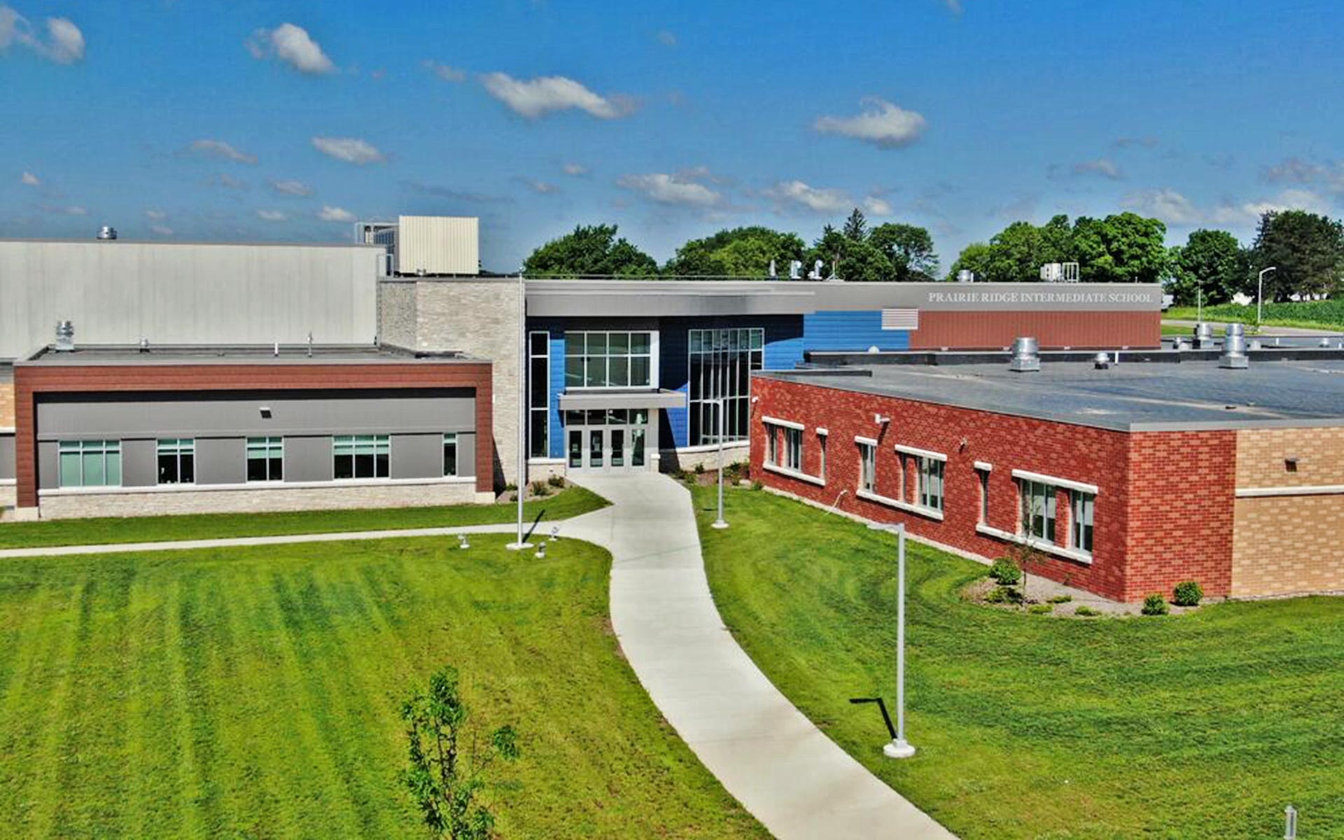 Reedsburg School District | Construction Portfolio | Kraemer Brothers